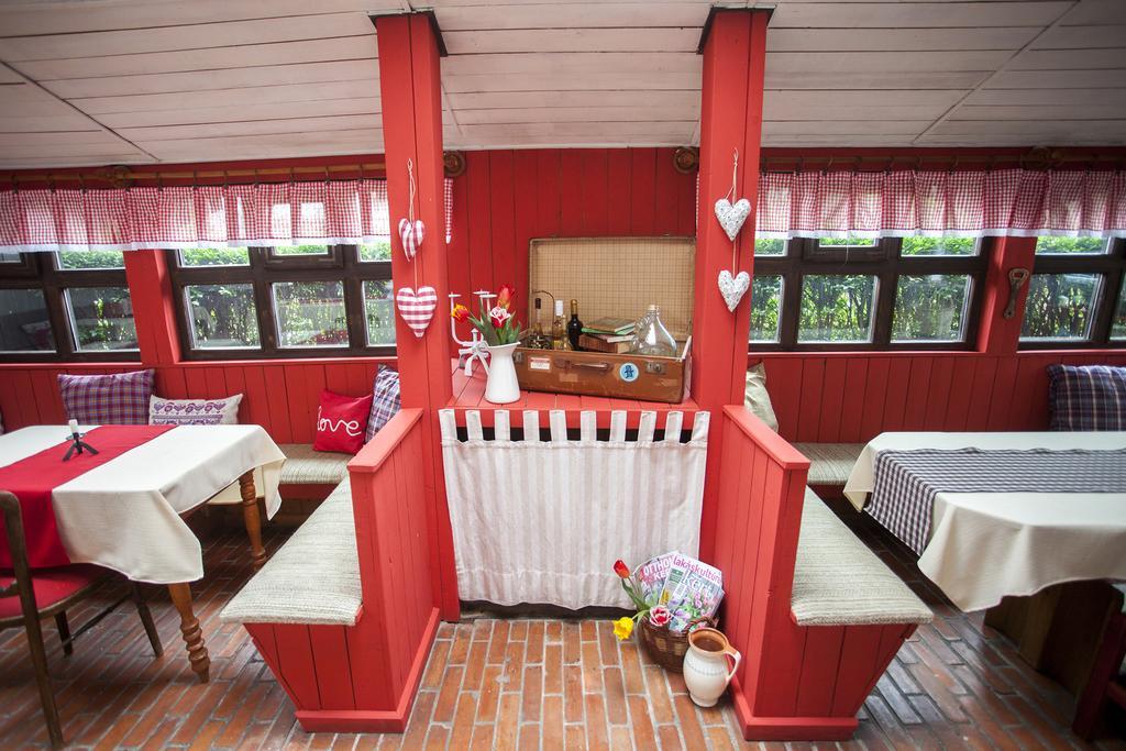Emese Vendeghaz Noszvaj Hotel Bagian luar foto